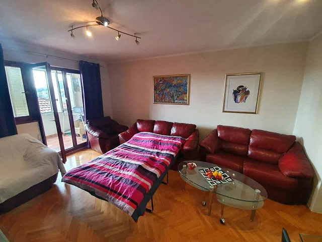 Apartment mit zwei Schlafzimmern in Budva